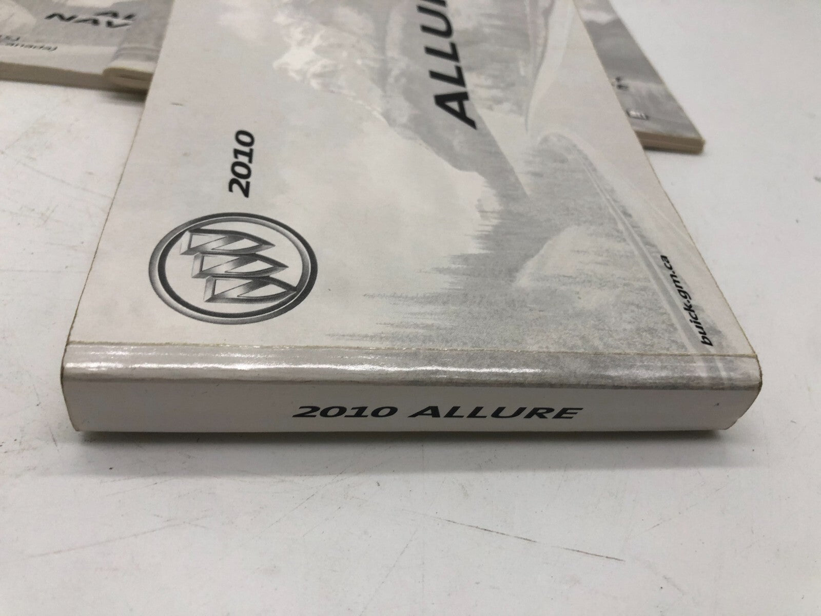 2010 Buick Allure Owners Manual Set OEM D02B62010