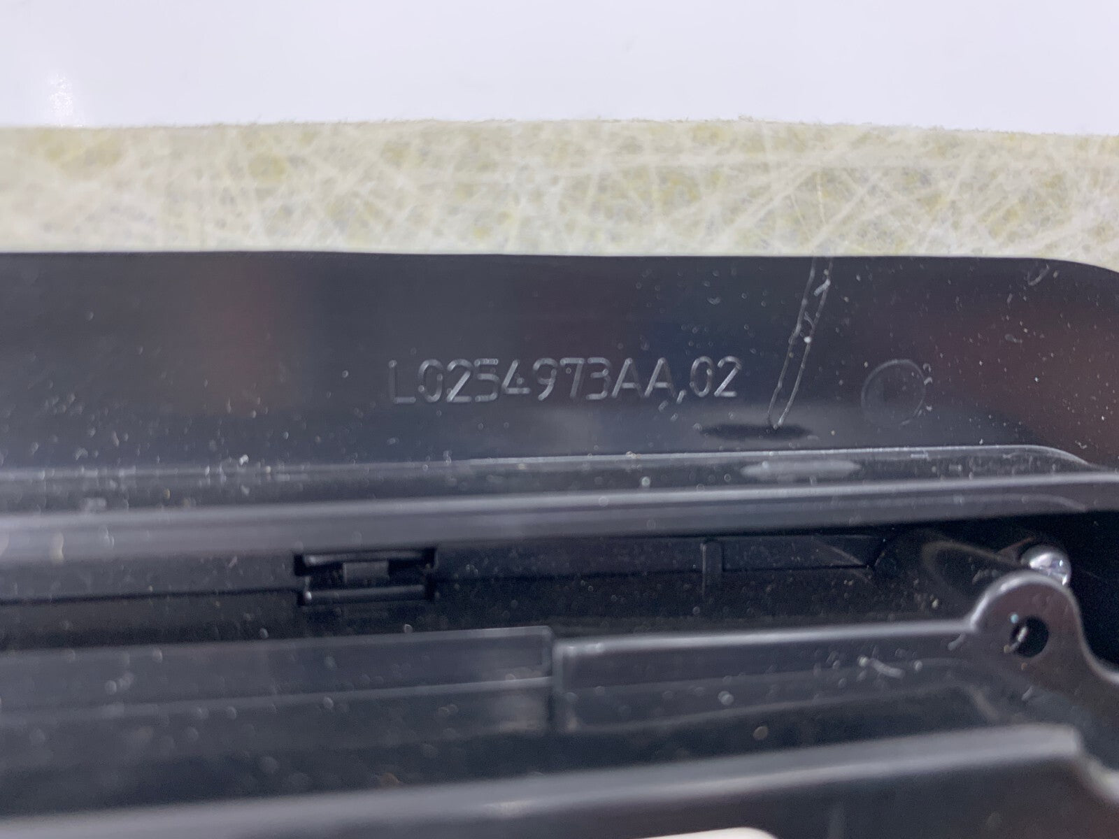 2020-2022 Chrysler Voyager Rear AC Heater Climate Control Unit OEM D04B29039