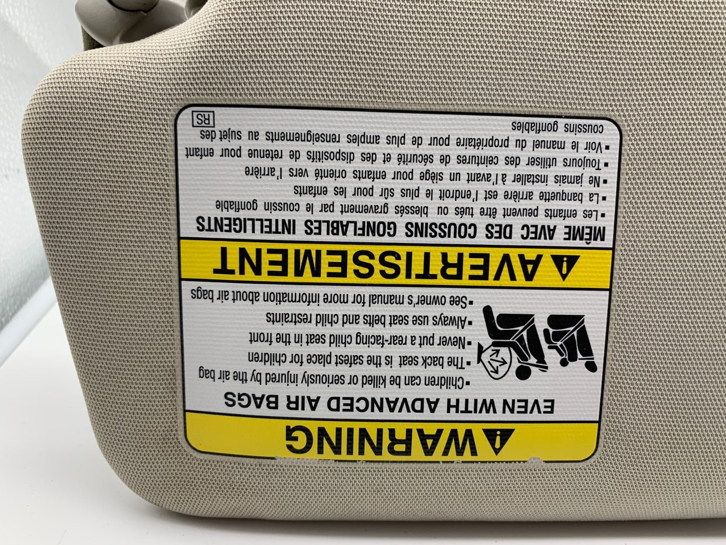 2010-2014 Subaru Legacy Passenger Sun Visor Gray Illuminated OEM C02B26003