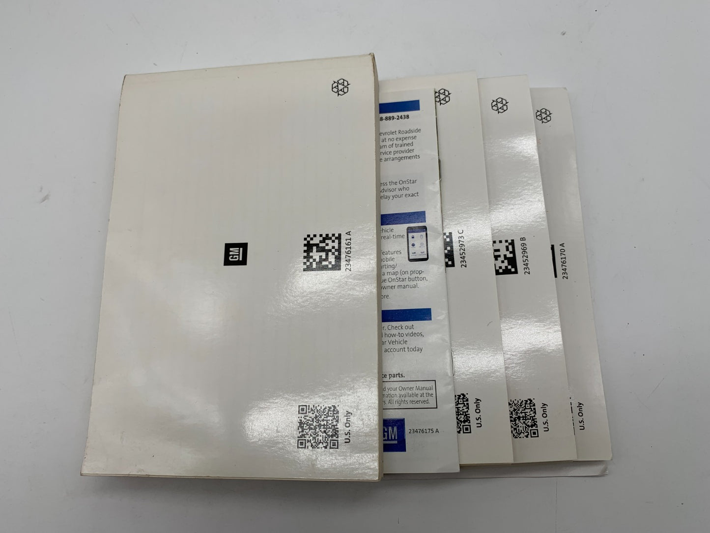 2017 Chevrolet Silverado Owners Manual Set OEM C03B21050