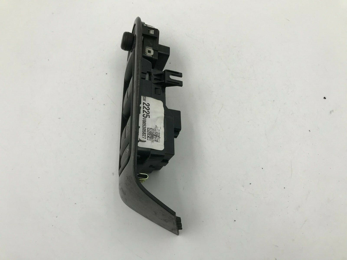 2014-2016 Chevrolet Malibu Master Power Window Switch OEM D02B29014