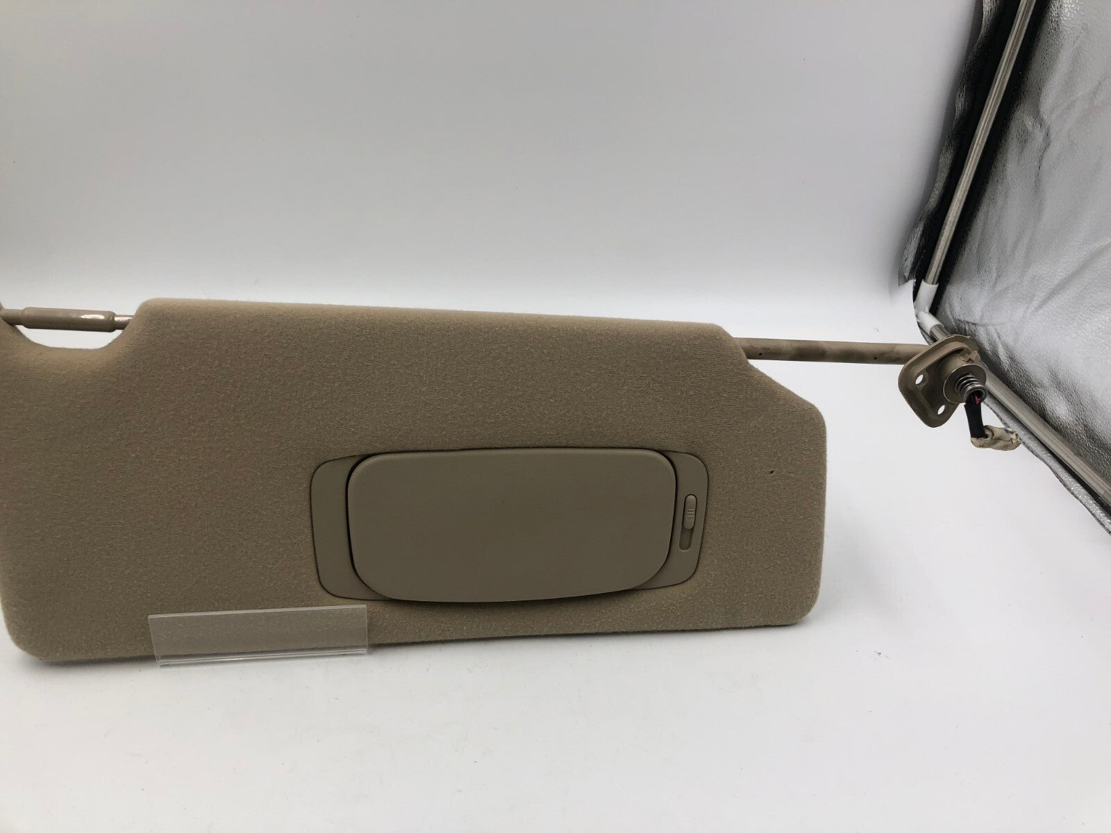 2005-2012 Toyota Avalon Passenger Sun Visor Tan Illuminated OEM A04B12029