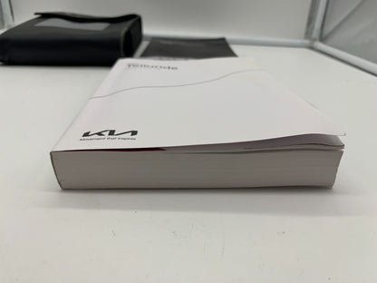 2022 Kia Telluride Sedan Owners Manual Set with Case OEM E01B46009