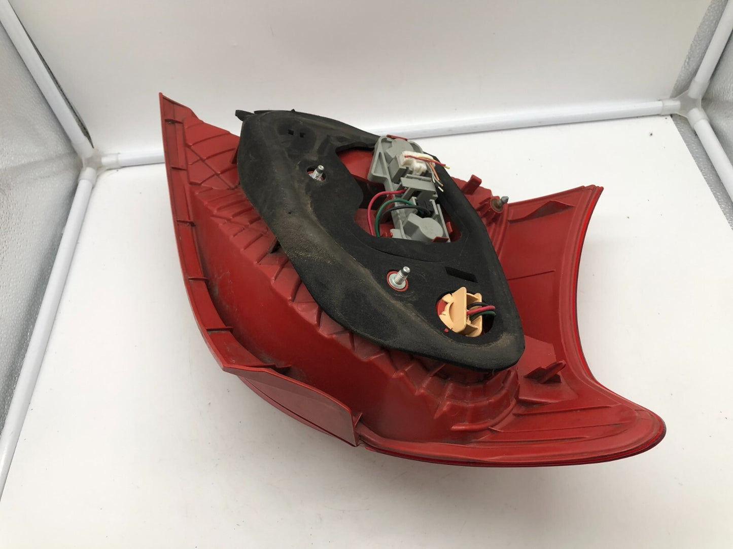 2006-2008 Toyota Yaris Passenger Side Tail Light Taillight OEM A01B37030