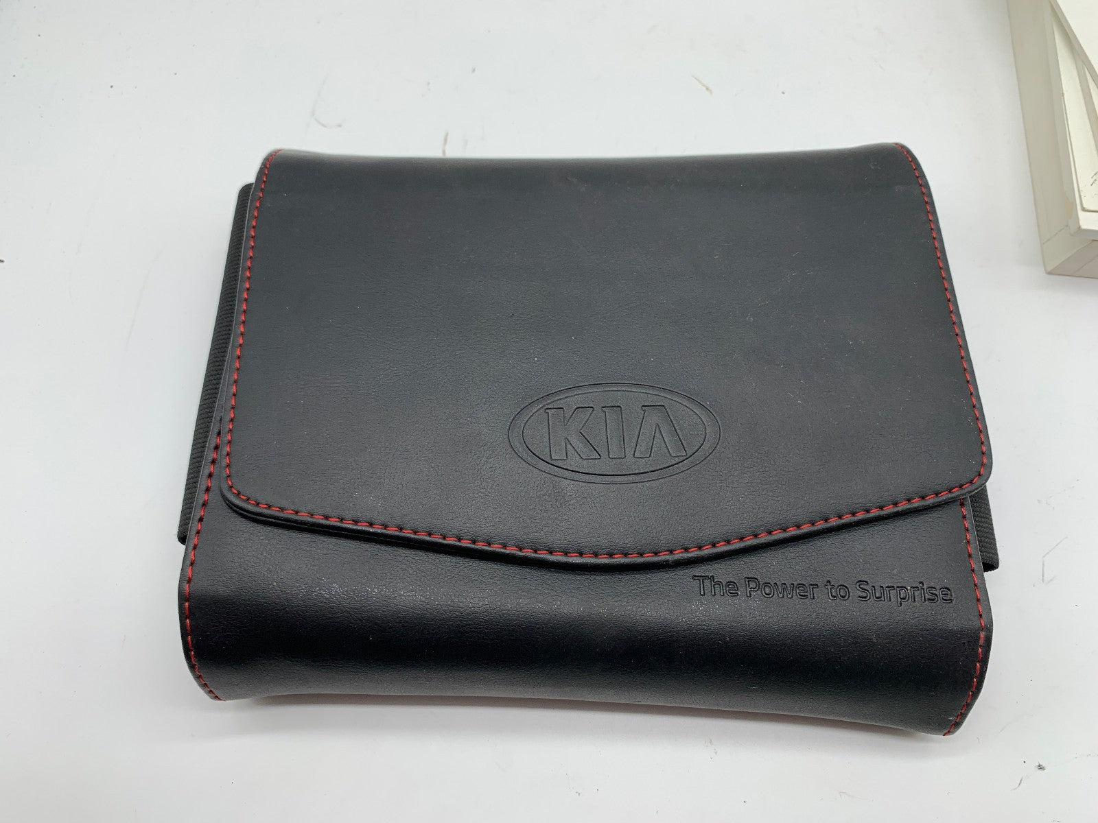 2017 Kia Sedona Owners Manual Set with Case OEM D03B13001
