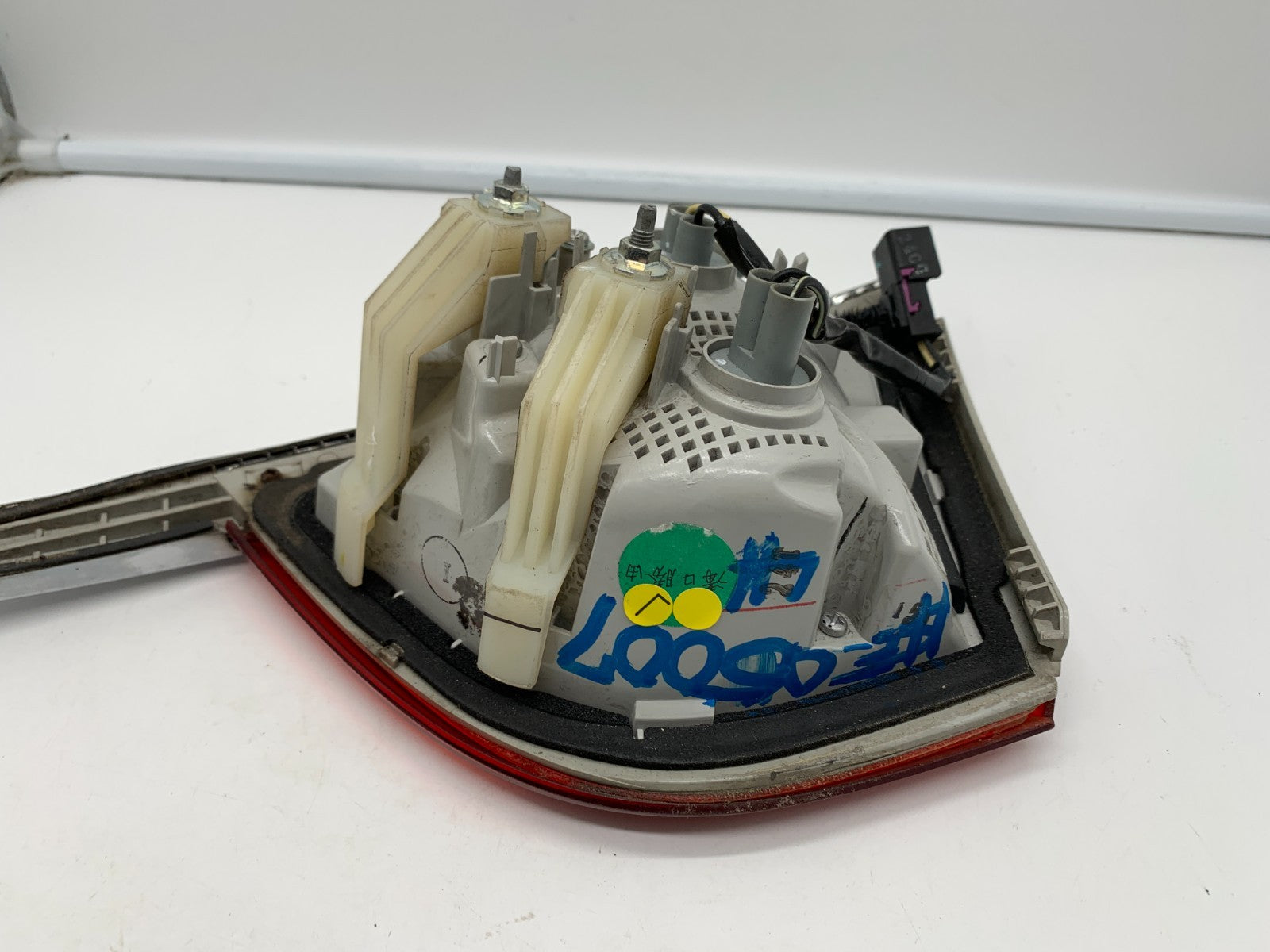 2012-2017 Buick Verano Driver Side Trunklid Tail Light Taillight OEM 22985775