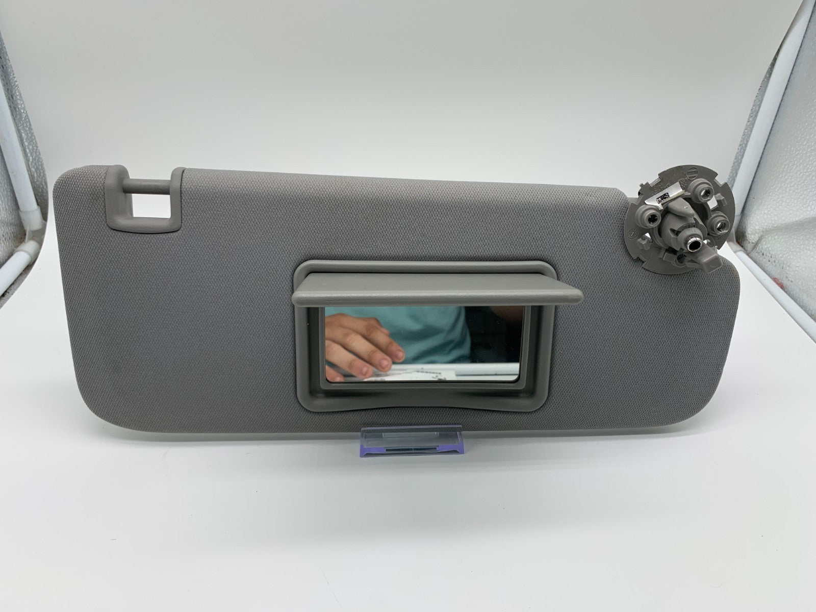 2016-2021 Chevrolet Malibu Passenger Sun Visor Gray OEM C04B40015