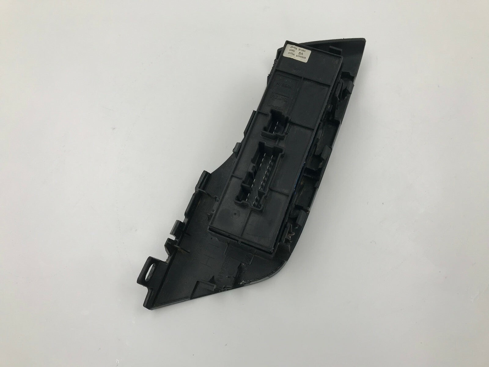 2005-2006 Nissan Murano Master Power Window Switch OEM D02B31017