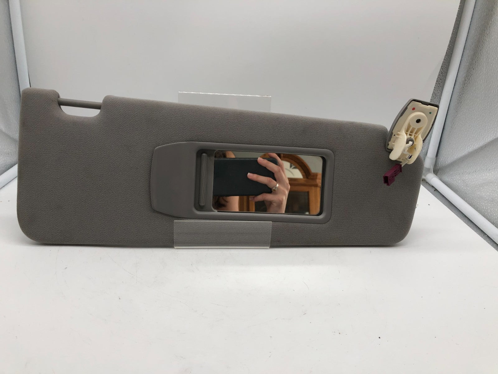 2009-2015 BMW 750i Passenger Sun Visor Gray Illuminated OEM B04B38011