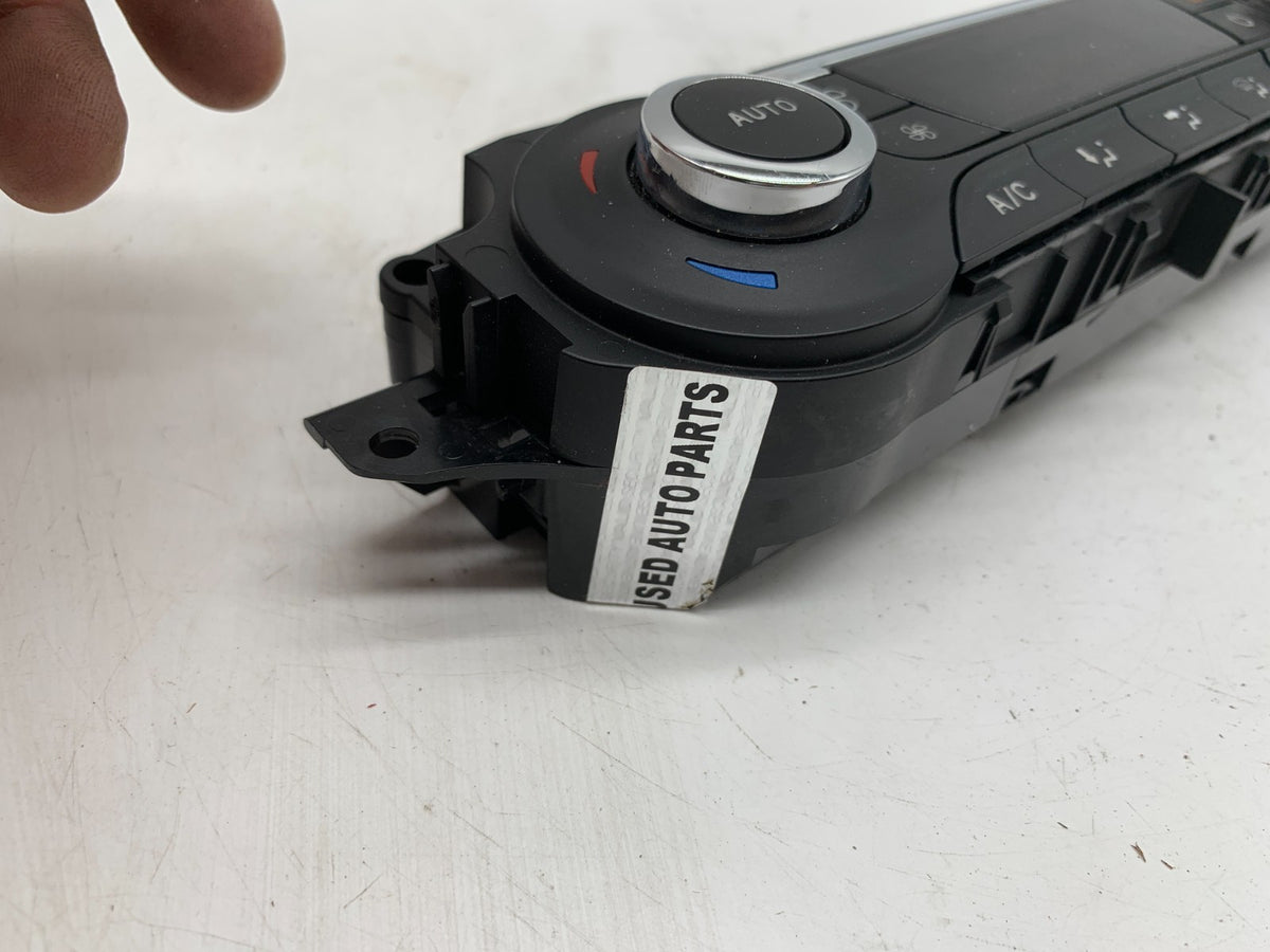 2013-2016 Ford C-MAX CMAX AC Heater Climate Control Unit OEM D02B30024
