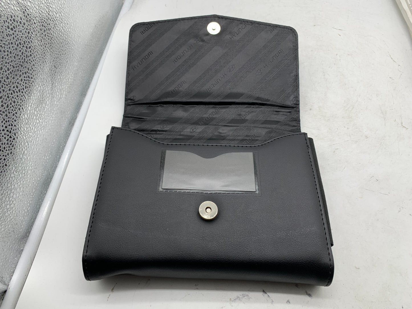 2015 Hyundai Genesis Owners Manual Set with Case OEM R01B16005