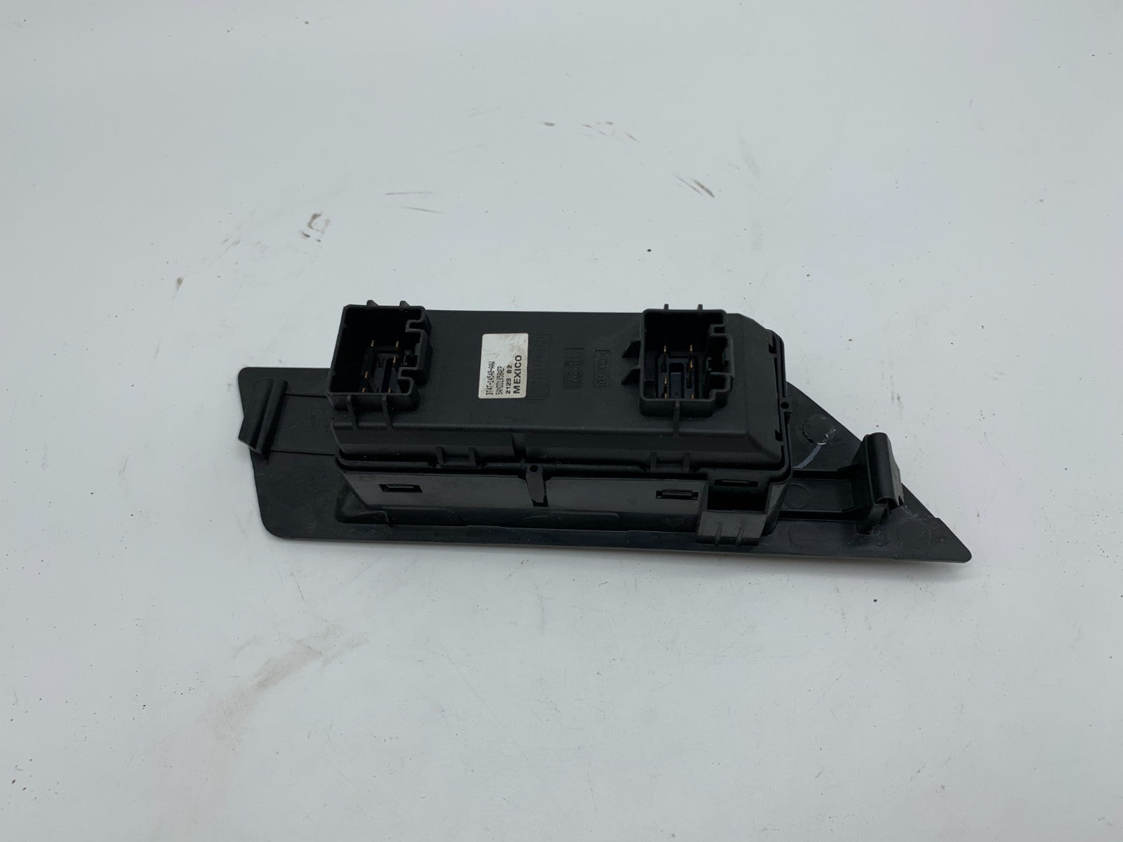 2011-2014 Ford Edge Master Power Window Switch D01B36011
