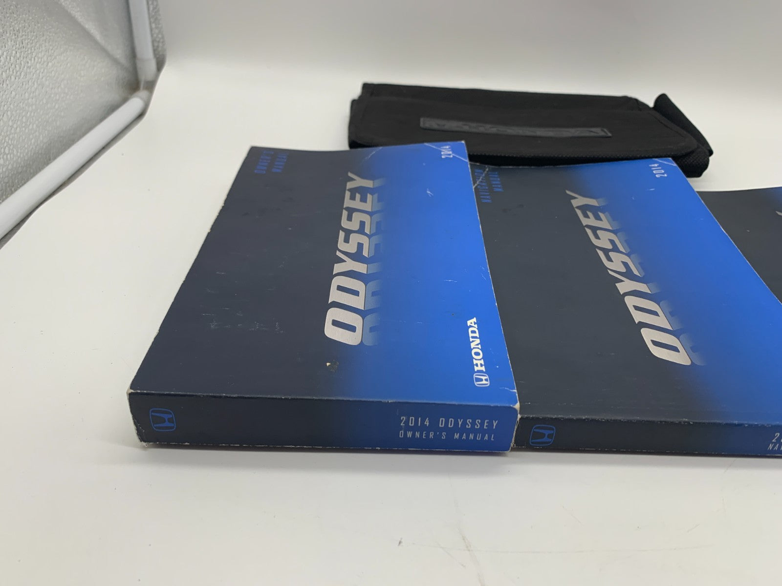 2014 Honda Odyssey Owners Manual Set with Case OEM D03B43001