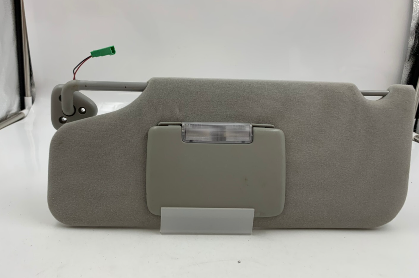2005-2007 Mercury Montego Driver Sun Visor Gray Illuminated OEM A01B48009