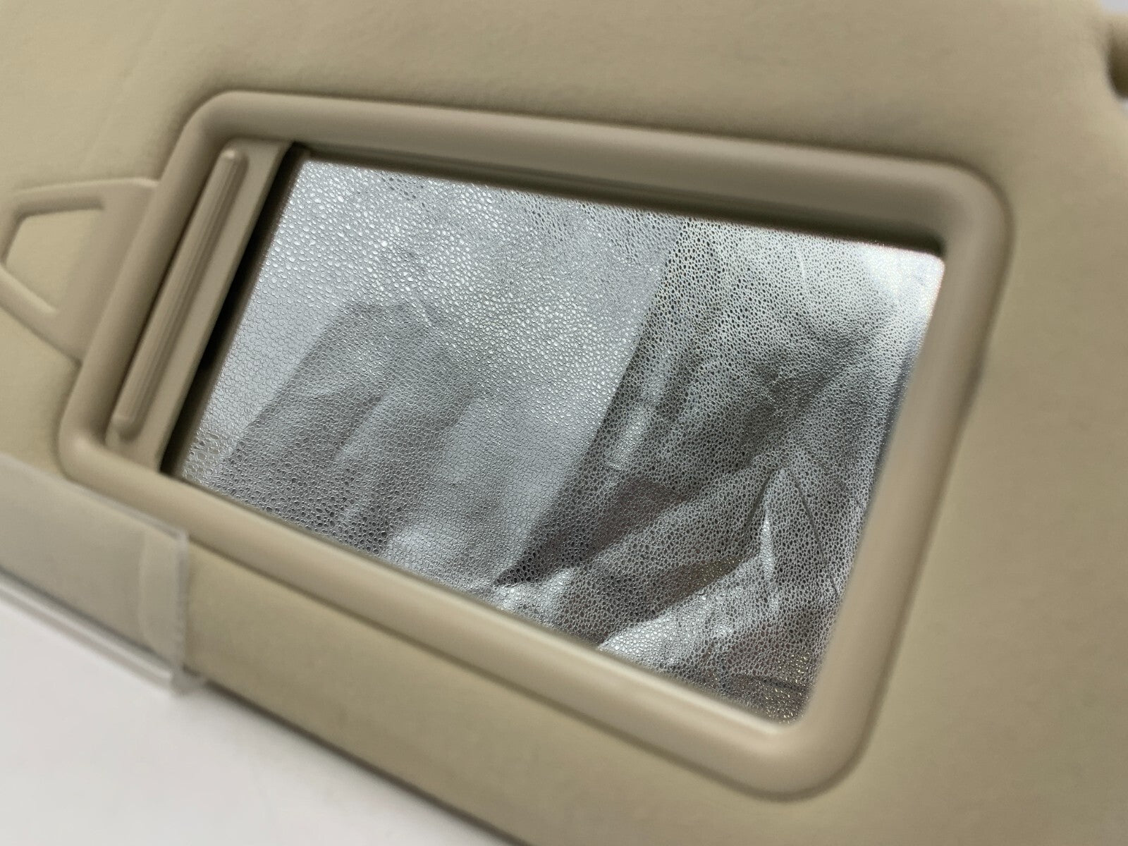 2014-2016 Kia Cadenza Passenger Sunvisor Sun Visor Beige OEM
