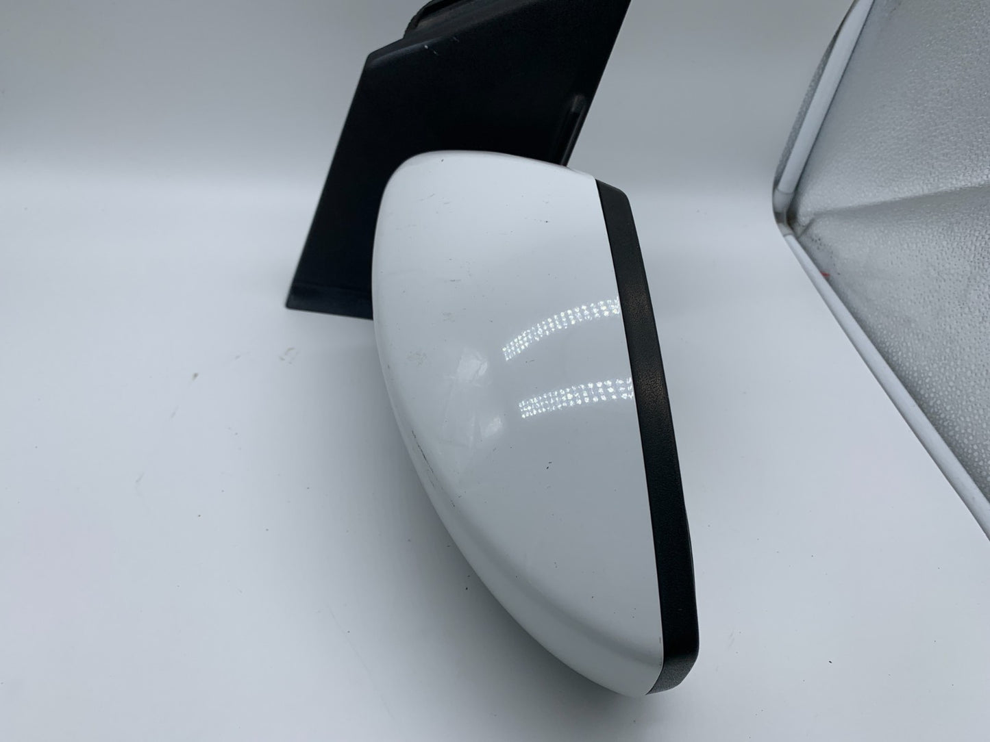 2017-2019 Ford Escape Driver Side View Power Door Mirror White OEM C04B09002