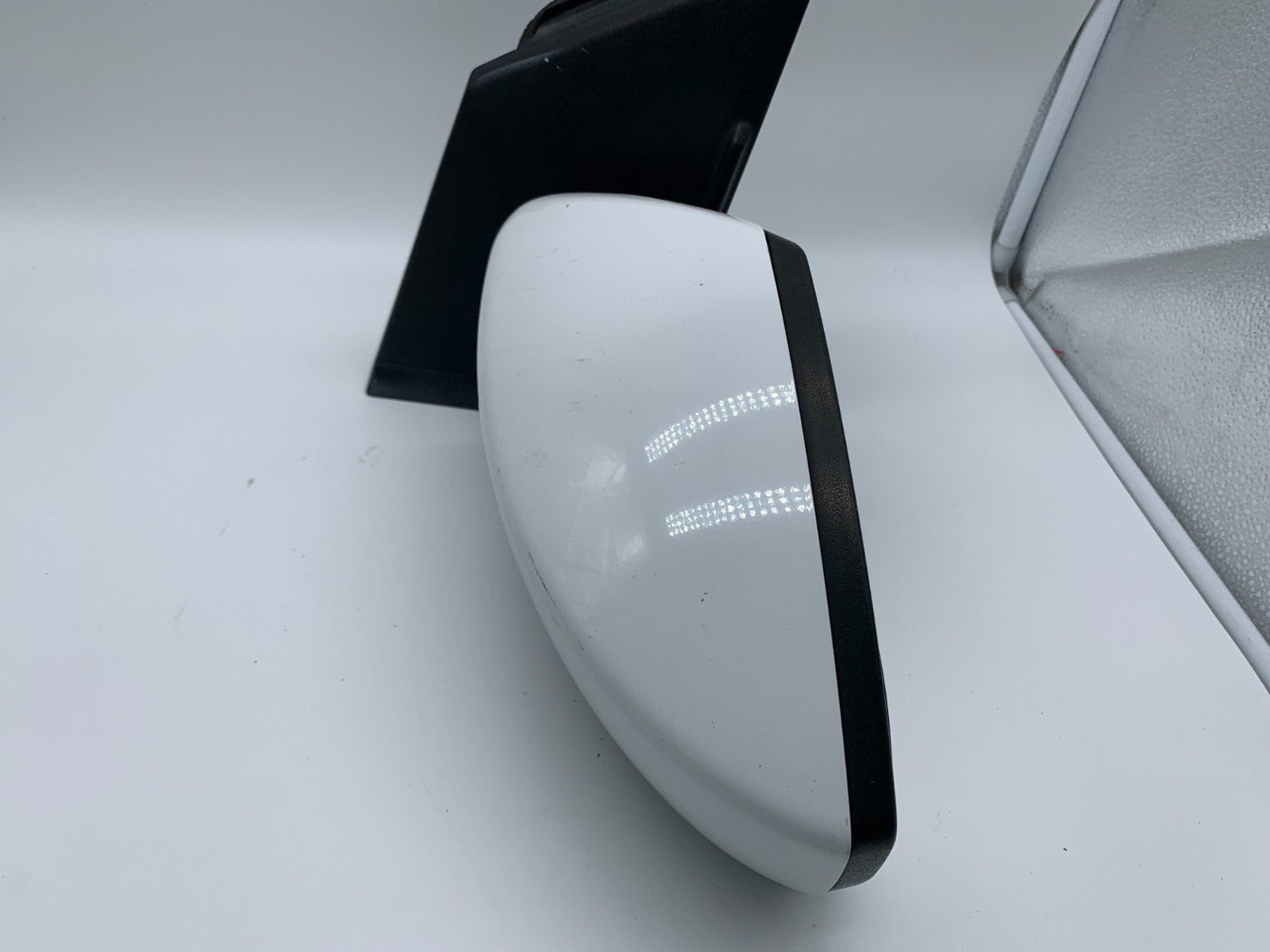 2017-2019 Ford Escape Driver Side View Power Door Mirror White OEM C04B09002