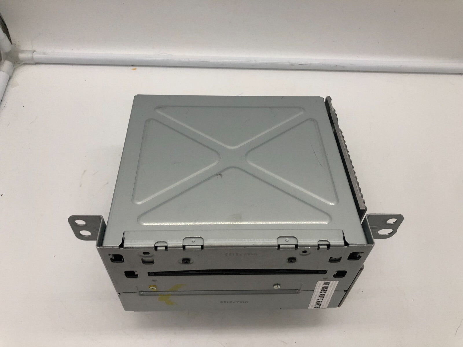 2010 Cadillac SRX AM FM CD Player Radio Receiver OEM A03B04043