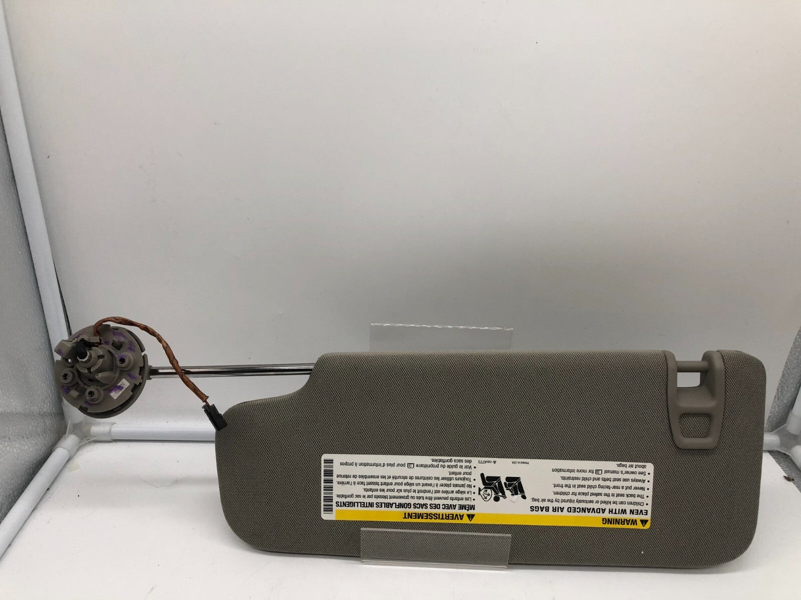 2013 Cadillac ATS Passenger Sun Visor Gray Illuminated OEM B04B50052
