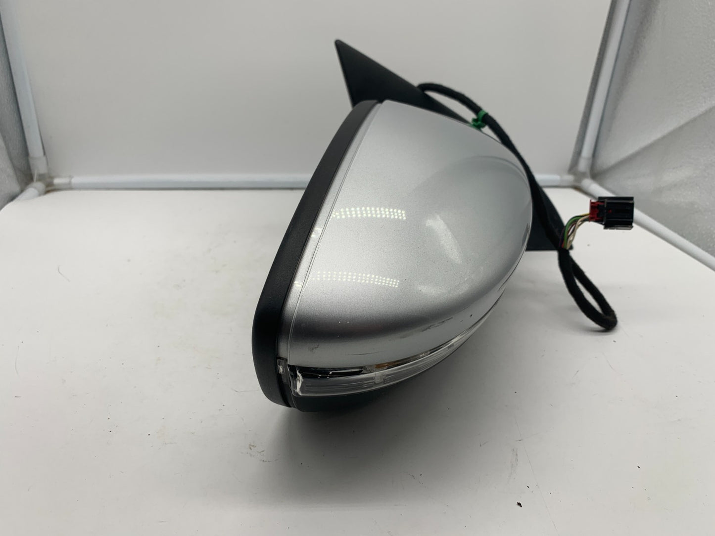 2009-2012 Volkswagen CC Passenger Side View Power Door Mirror Silver OEM