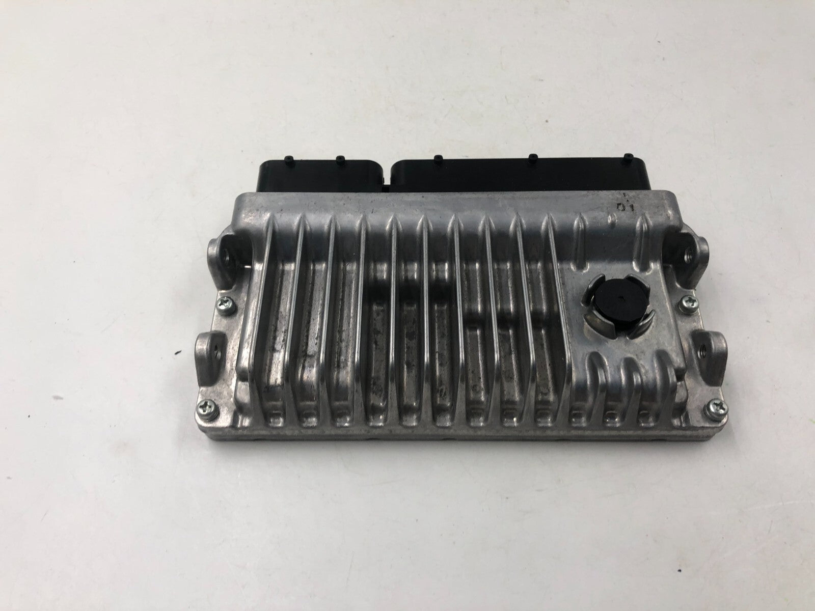 2012-2013 Toyota Prius Engine Control Module ECU ECM OEM A04B27025