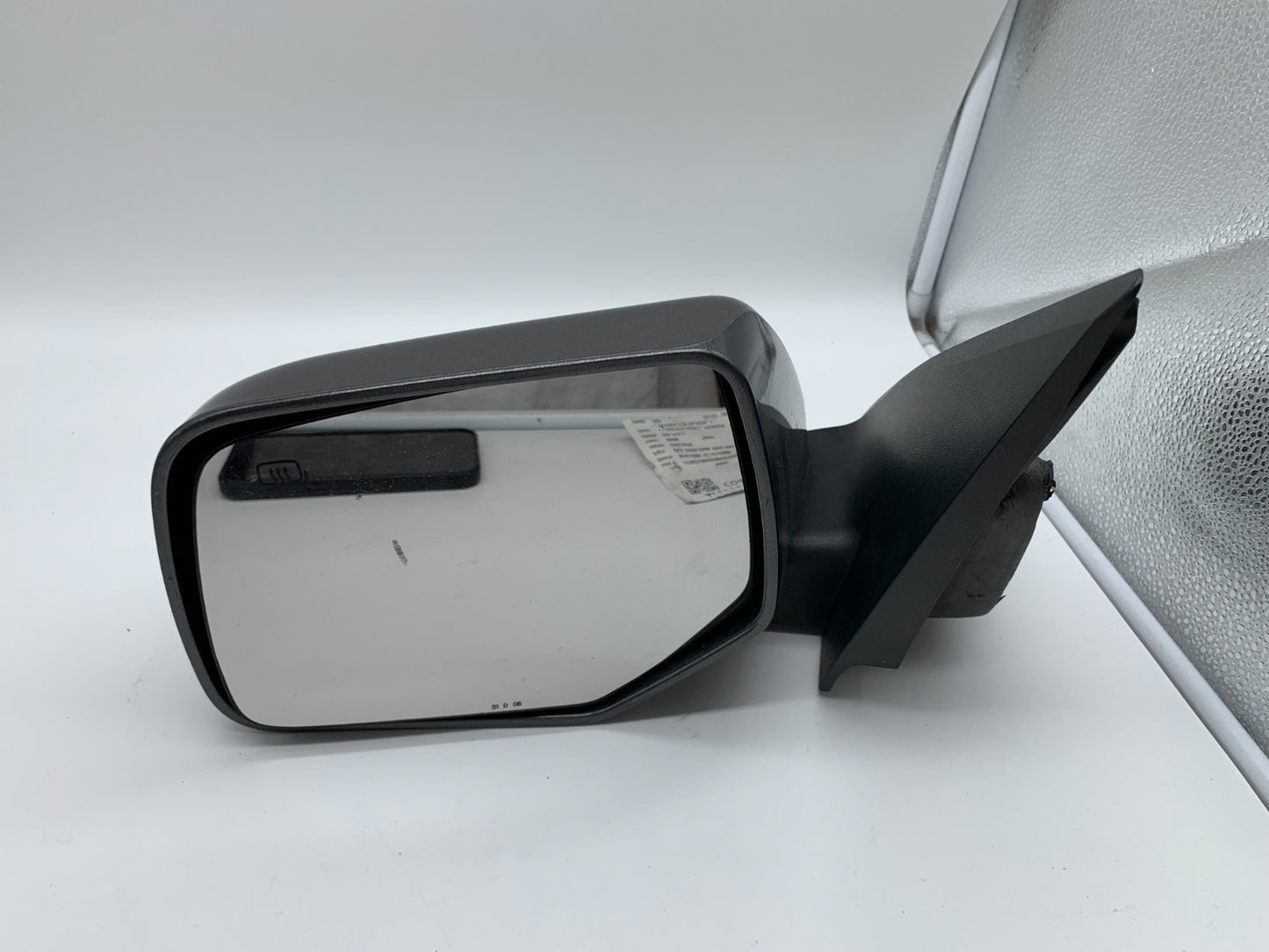 2008-2009 Ford Escape Driver Side View Power Door Mirror Gray OEM C04B47001