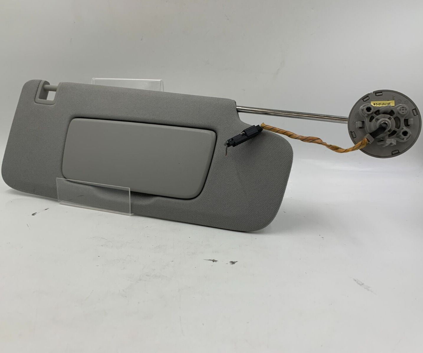2018-2020 GMC Terrain Passenger Sun Visor Illuminated Gray OEM