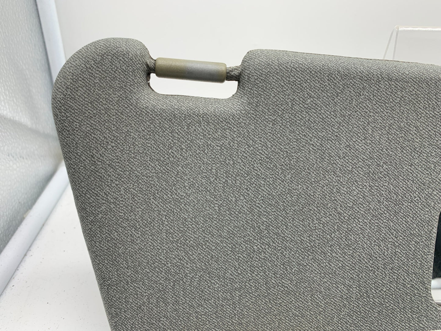 2004-2005 Chevrolet Aveo Passenger Sun Visor Gray OEM A02B51003