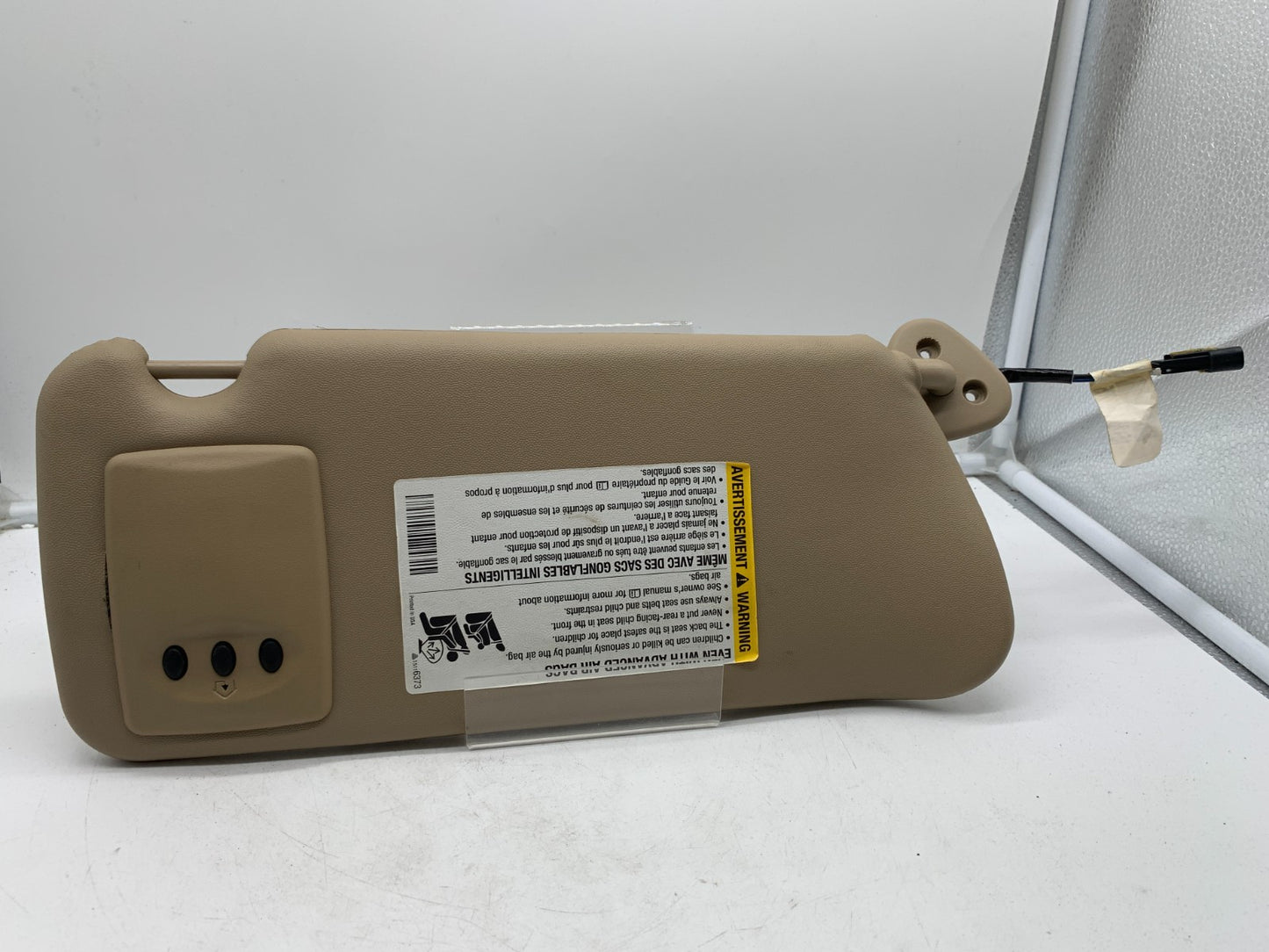 2003-2007 Cadillac CTS Driver Sun Visor Beige Illuminated OEM A01B40012