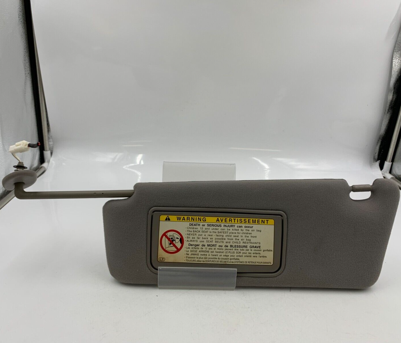 2002-2003 Lexus ES300 Driver Sun Visor Gray Illuminated OEM E03B67005