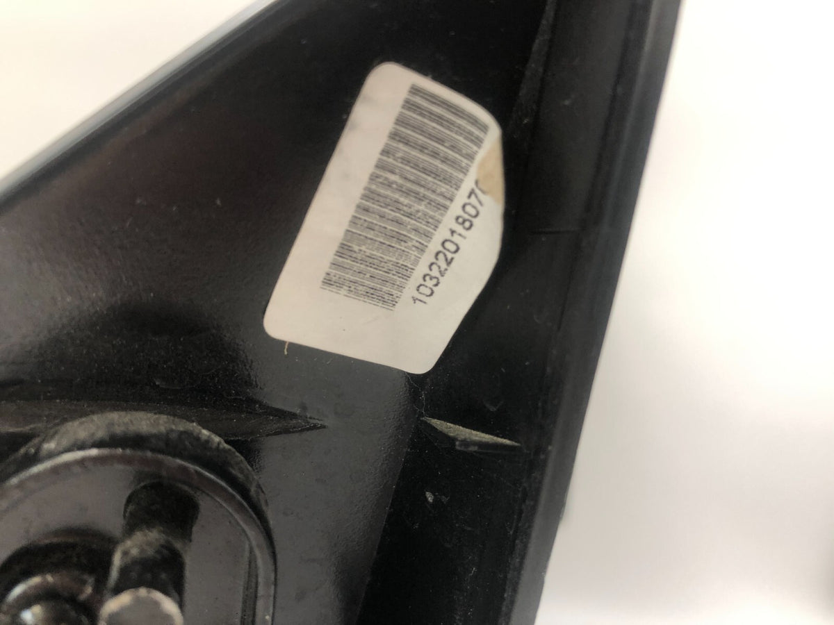 2007-2013 GMC Sierra 1500 Passenger Side View Power Door Mirror Chrome D03B43003