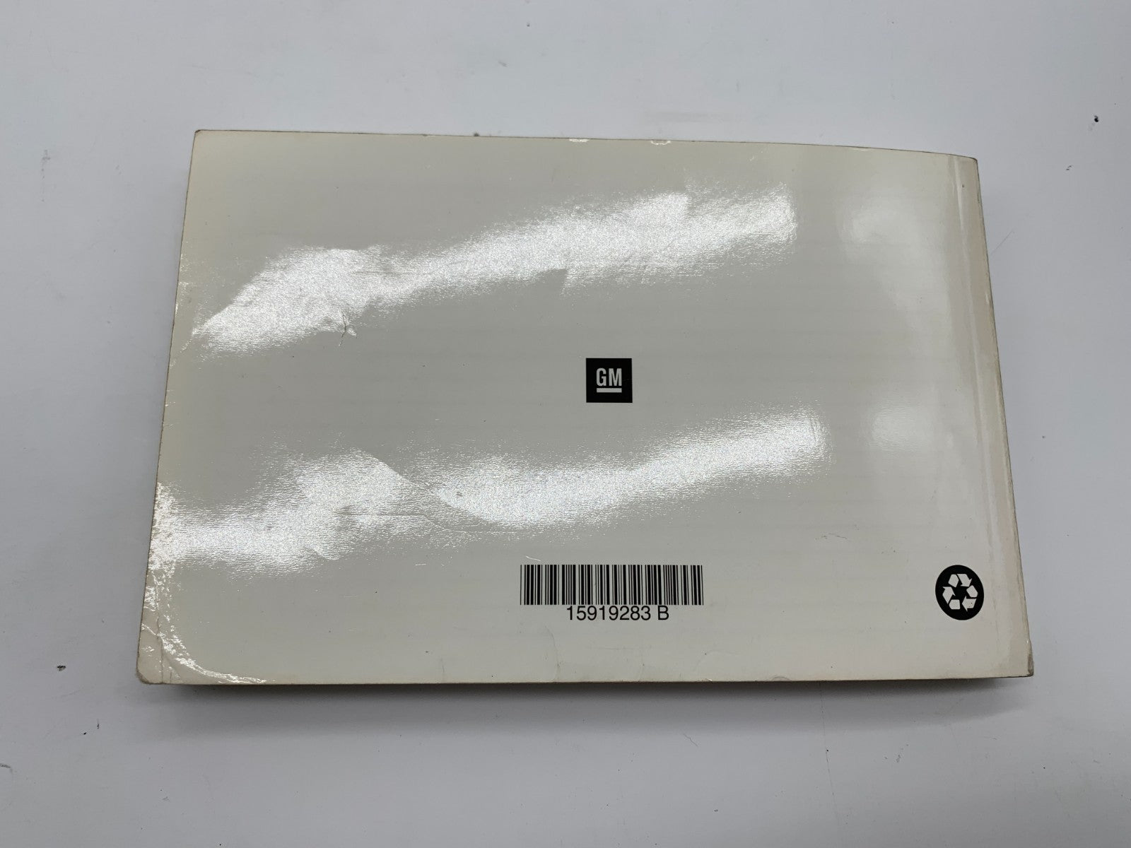 2009 Buick Enclave Owners Manual Set with Case OEM C04B63008