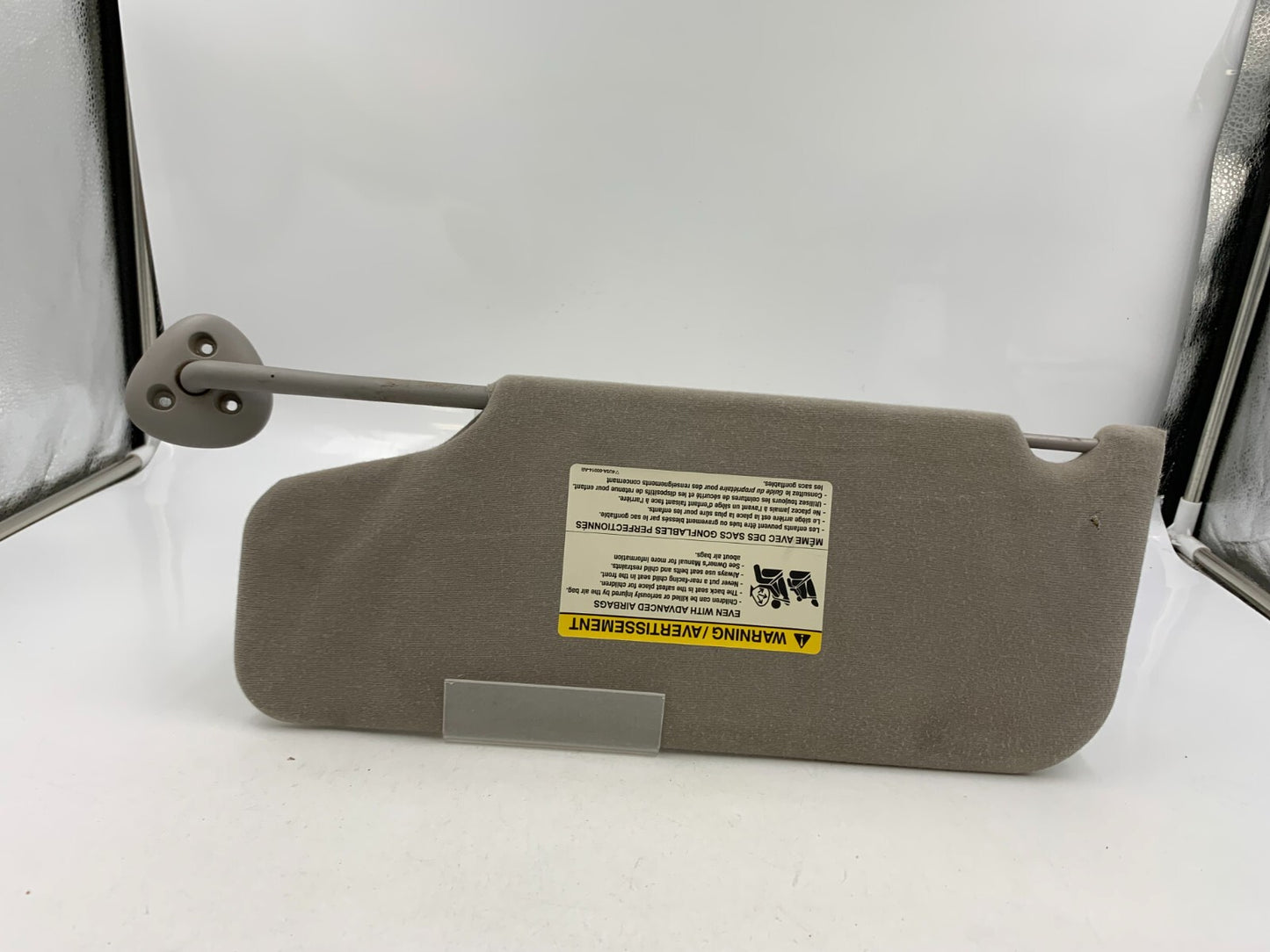 2004 Ford Taurus Passenger Sun Visor Gray OEM B01B67003