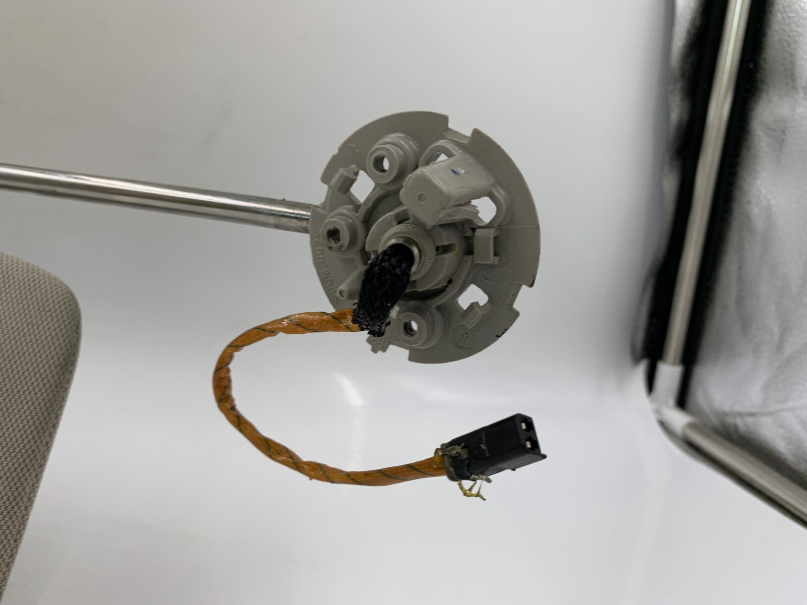 2010-2017 GMC Terrain Passenger Sun Visor Illuminated OEM E01B47016