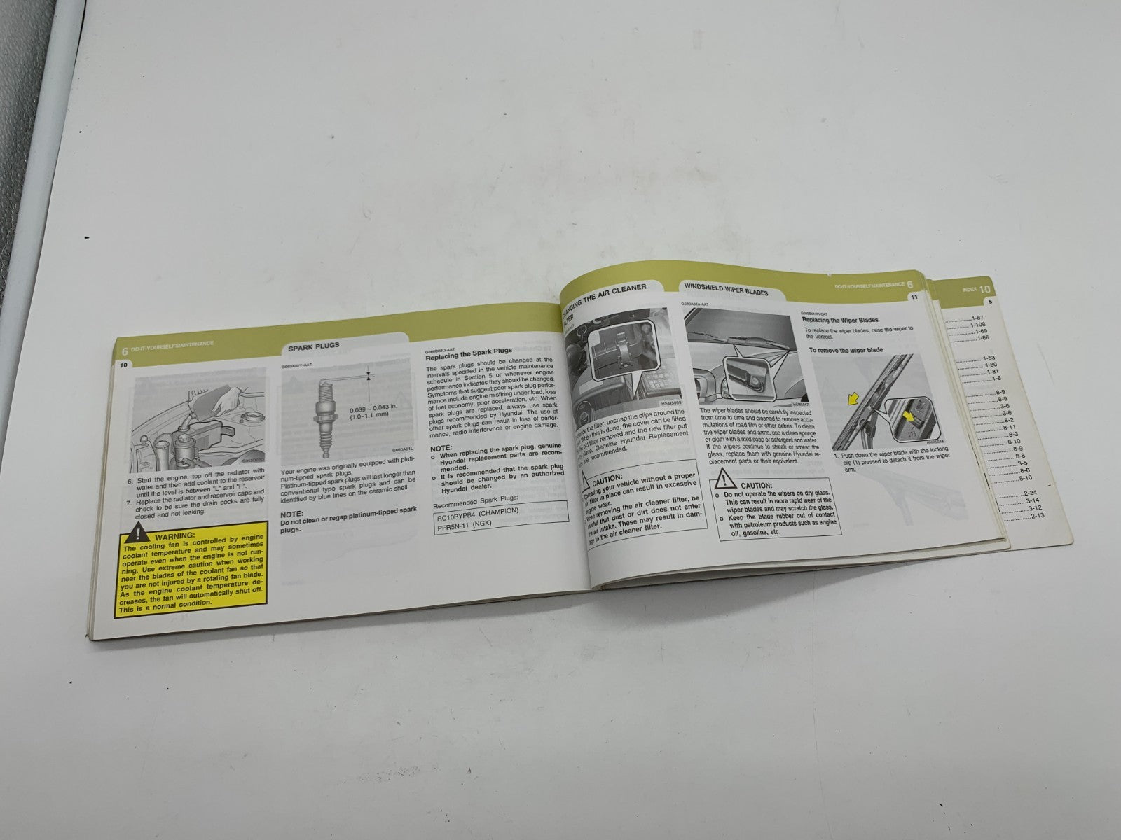 2005 Hyundai Santa Fe Owners Manual OEM E04B10052