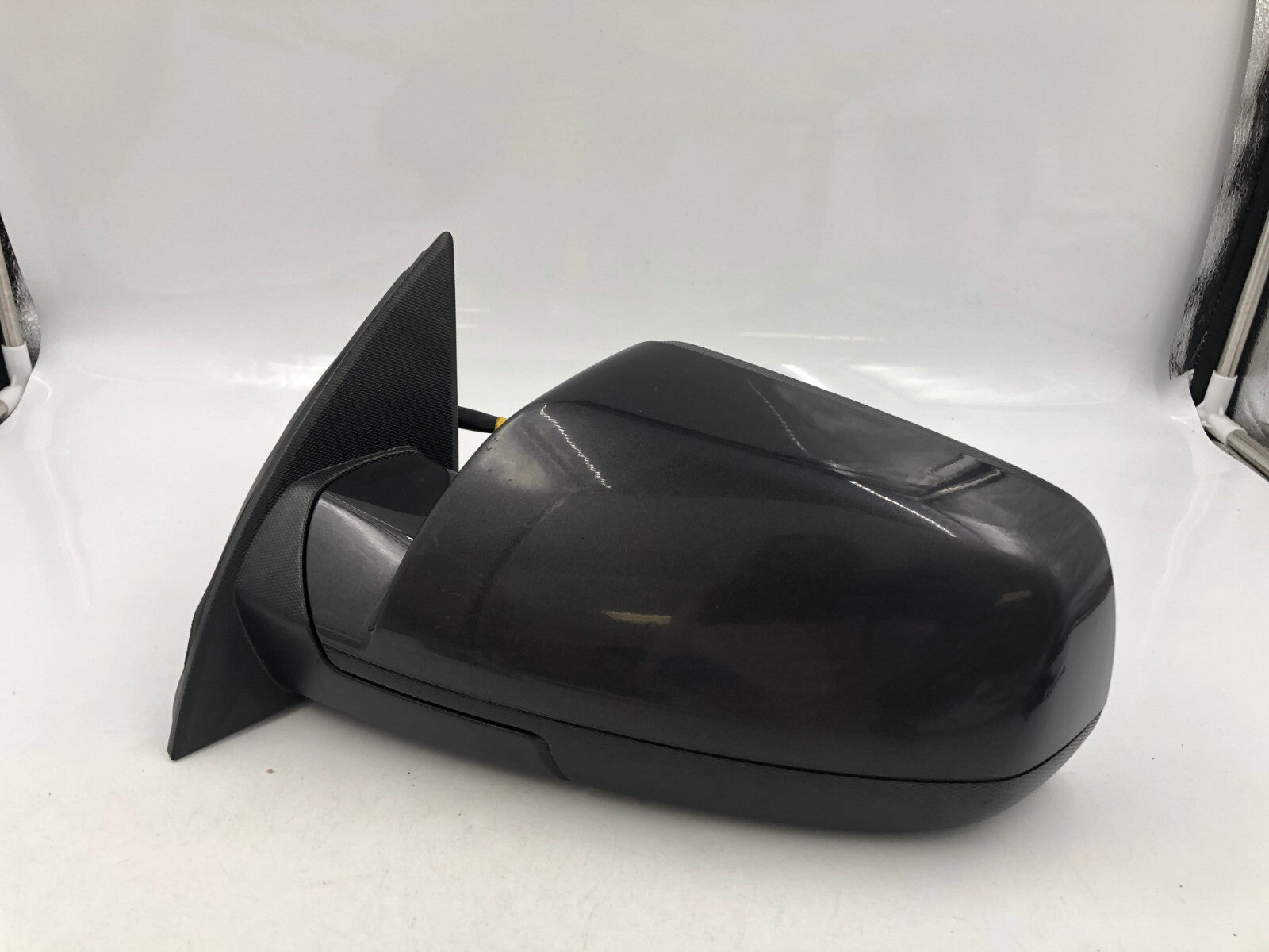 2011-2014 GMC Terrain Driver Side Power Door Mirror Gray OEM E03B64004