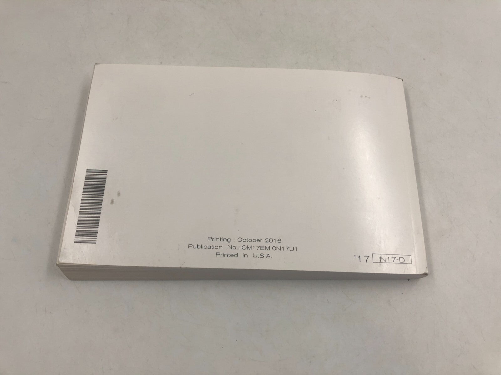 2017 Nissan Versa Sedan Owners Manual Set with Case OEM E01B67008