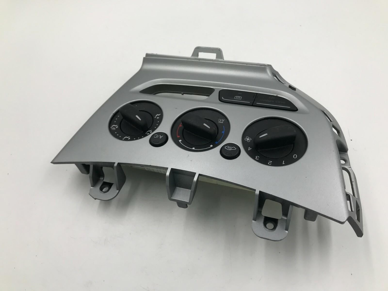 2013-2014 Ford Focus AC Heater Climate Control Unit OEM D01B08005