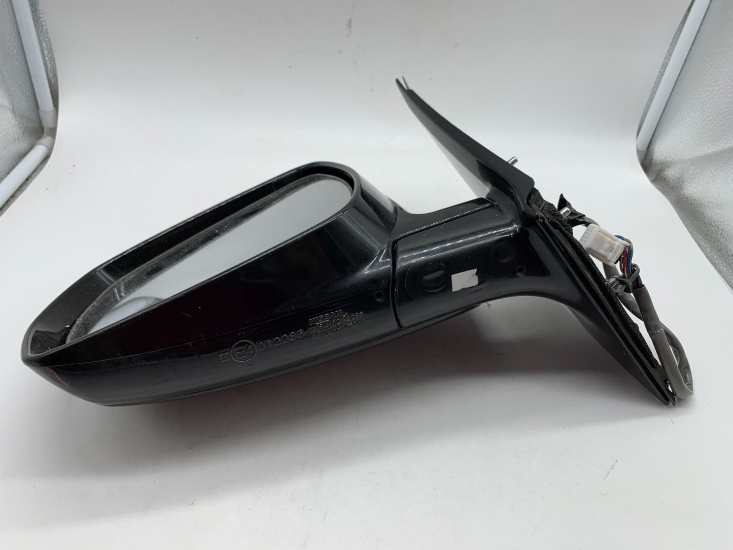 2005-2007 Nissan Murano Driver Side View Power Door Mirror Black OEM B03B35005