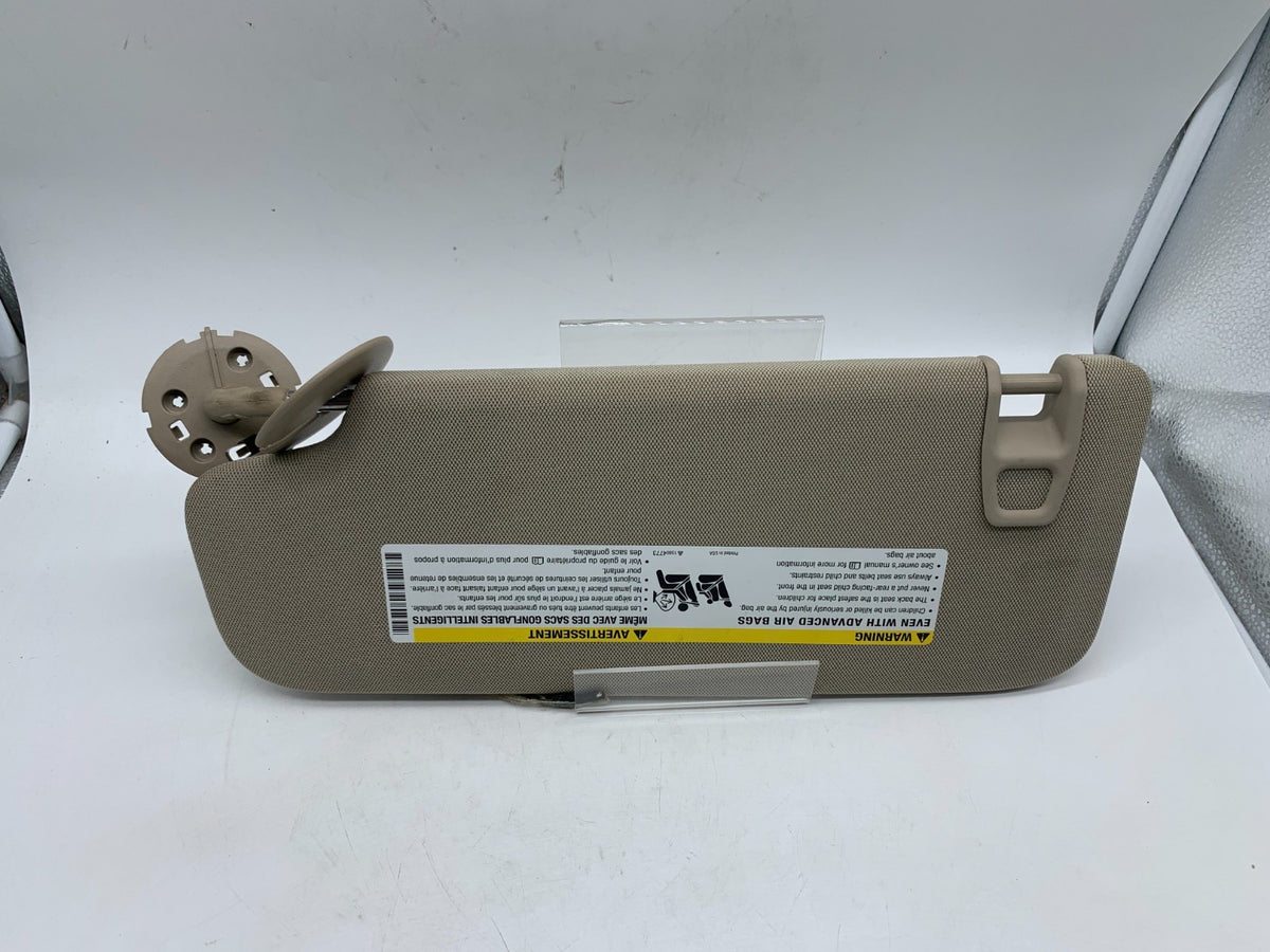 2021-2022 Buick Envision Passenger Sun Visor Beige Illuminated OEM D03B02002