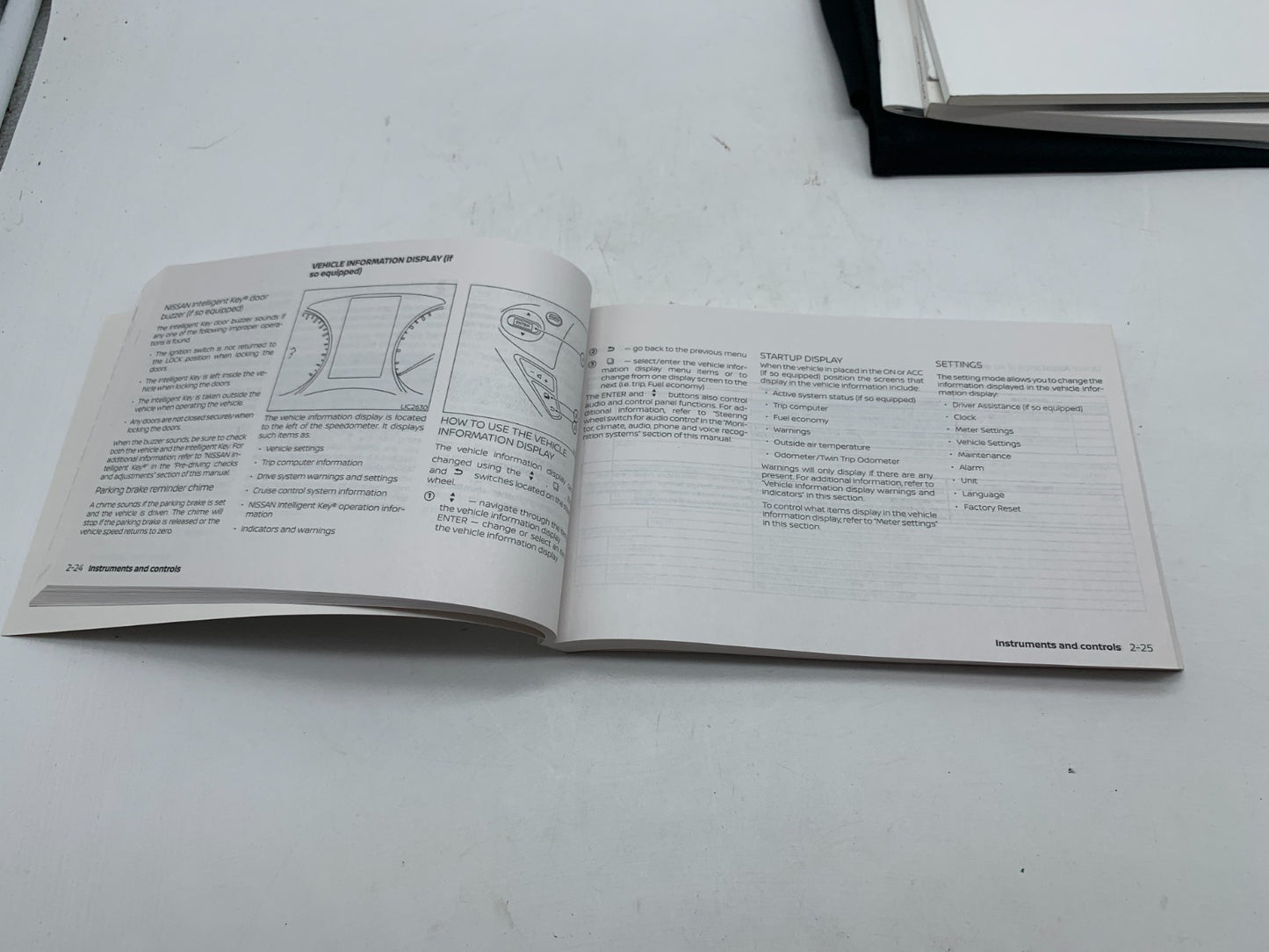 2019 Nissan Sentra Owners Manual Set with Case OEM D03B21004