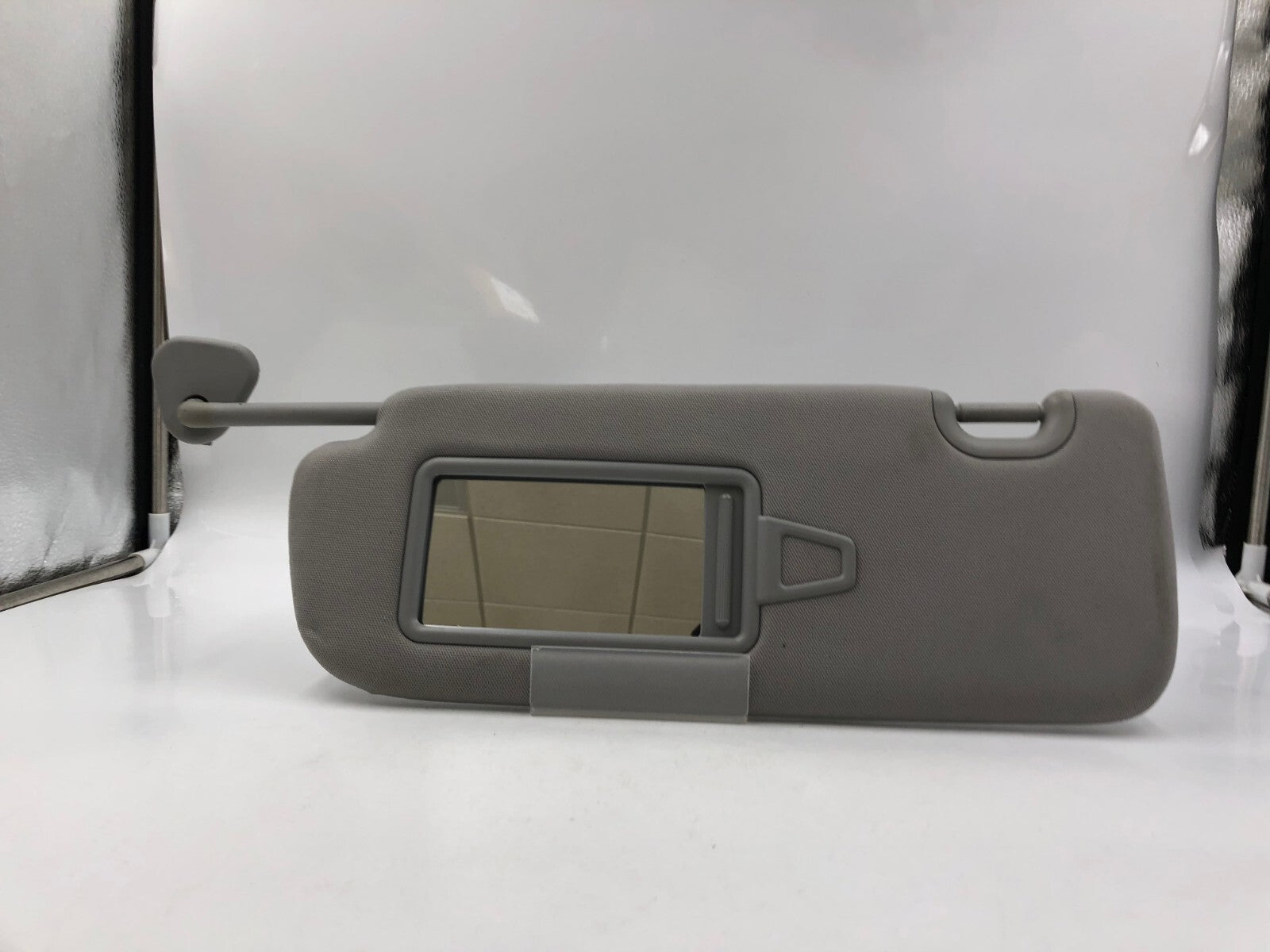 2013-2018 Hyundai Santa Fe Driver Sun Visor Beige Illuminated OEM A03B02025