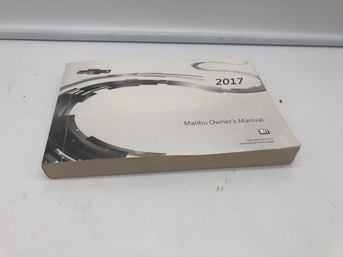 2017 Chevrolet Malibu Owners Manual OEM A03B46003