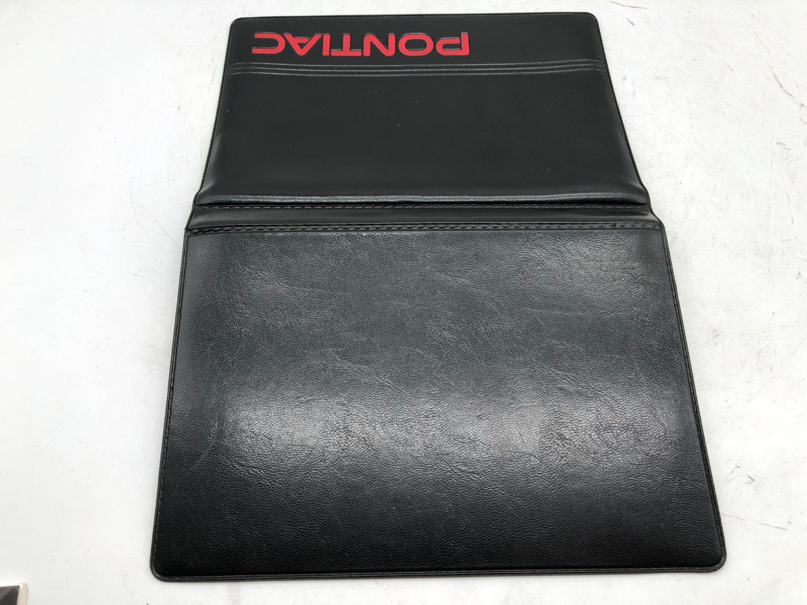 2000 Pontiac Bonneville Owners Manual with Case OEM D03B08006