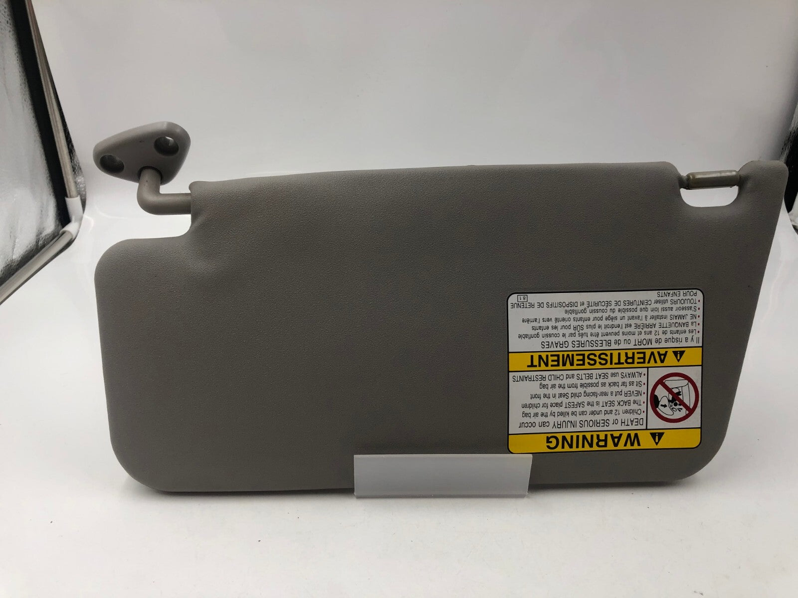 2001-2002 Subaru Forester Passenger Sun Visor Gray OEM C03B06055