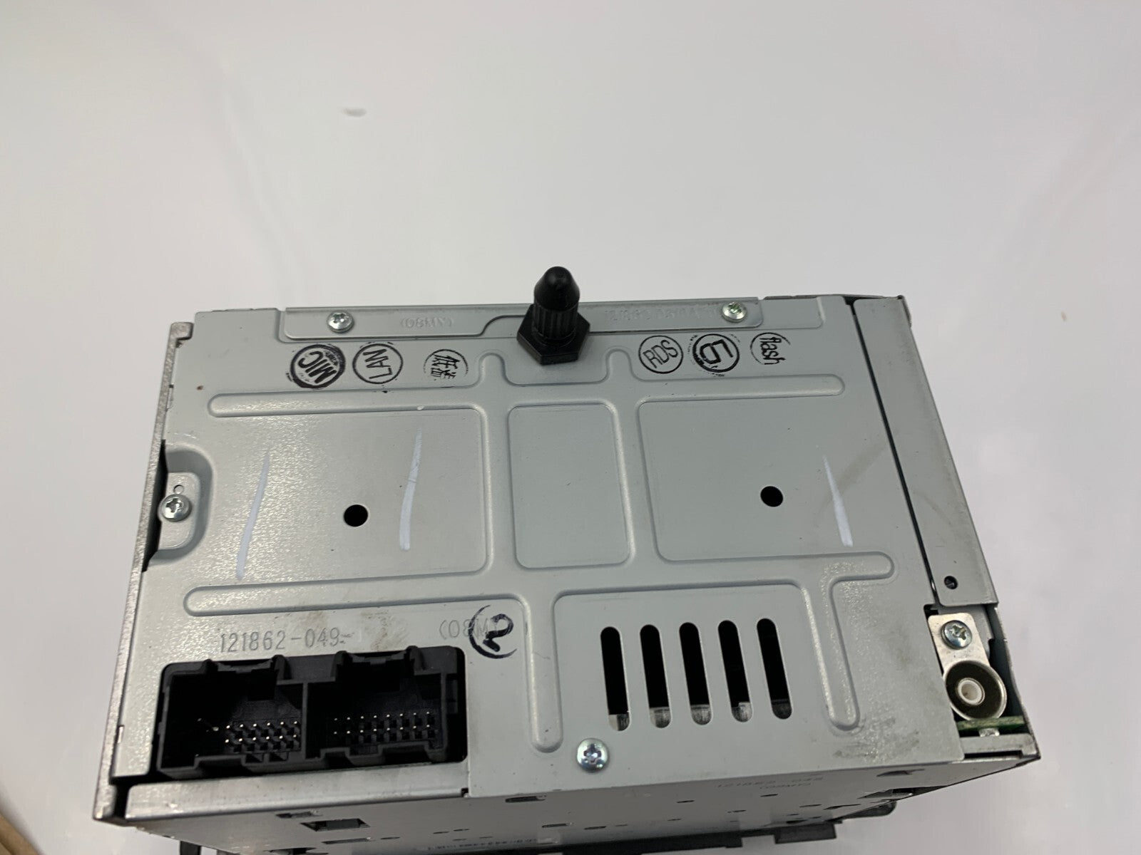 2008 Saturn Vue AM FM Radio CD Player Receiver OEM E01B37082