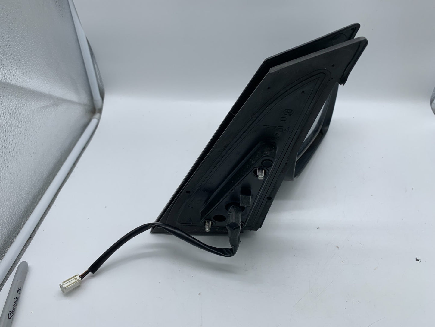 2004-2009 Toyota Prius Passenger Side View Power Door Mirror OEM C02B05003