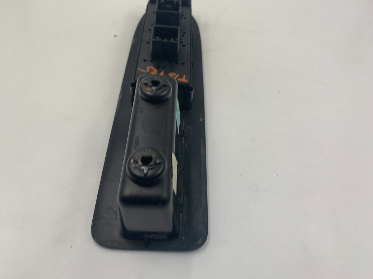 2005-2007 Ford Taurus Master Power Window Switch OEM A03B21006