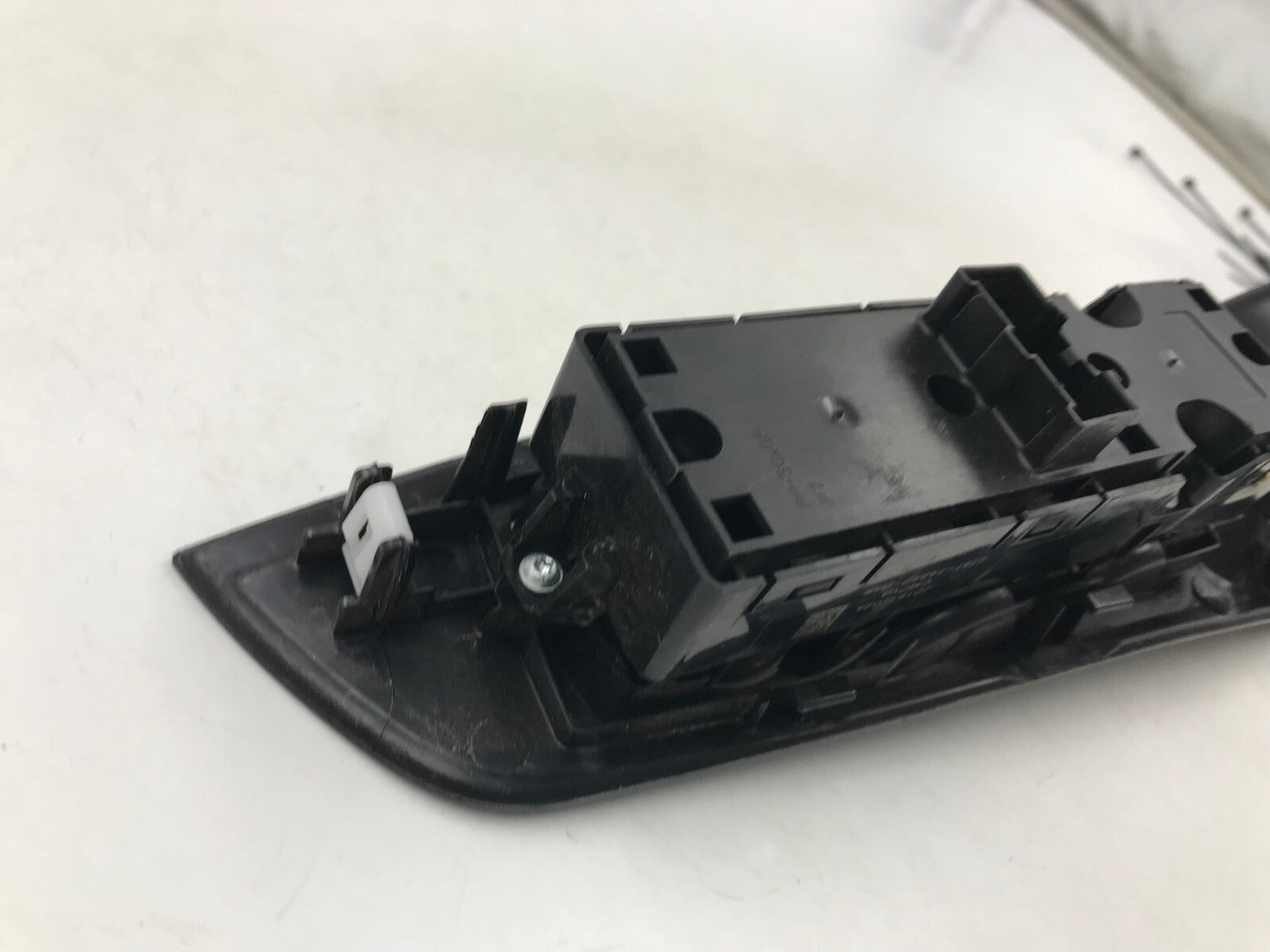 2016-2020 Ford Edge Master Power Window Switch OEM A03B41072