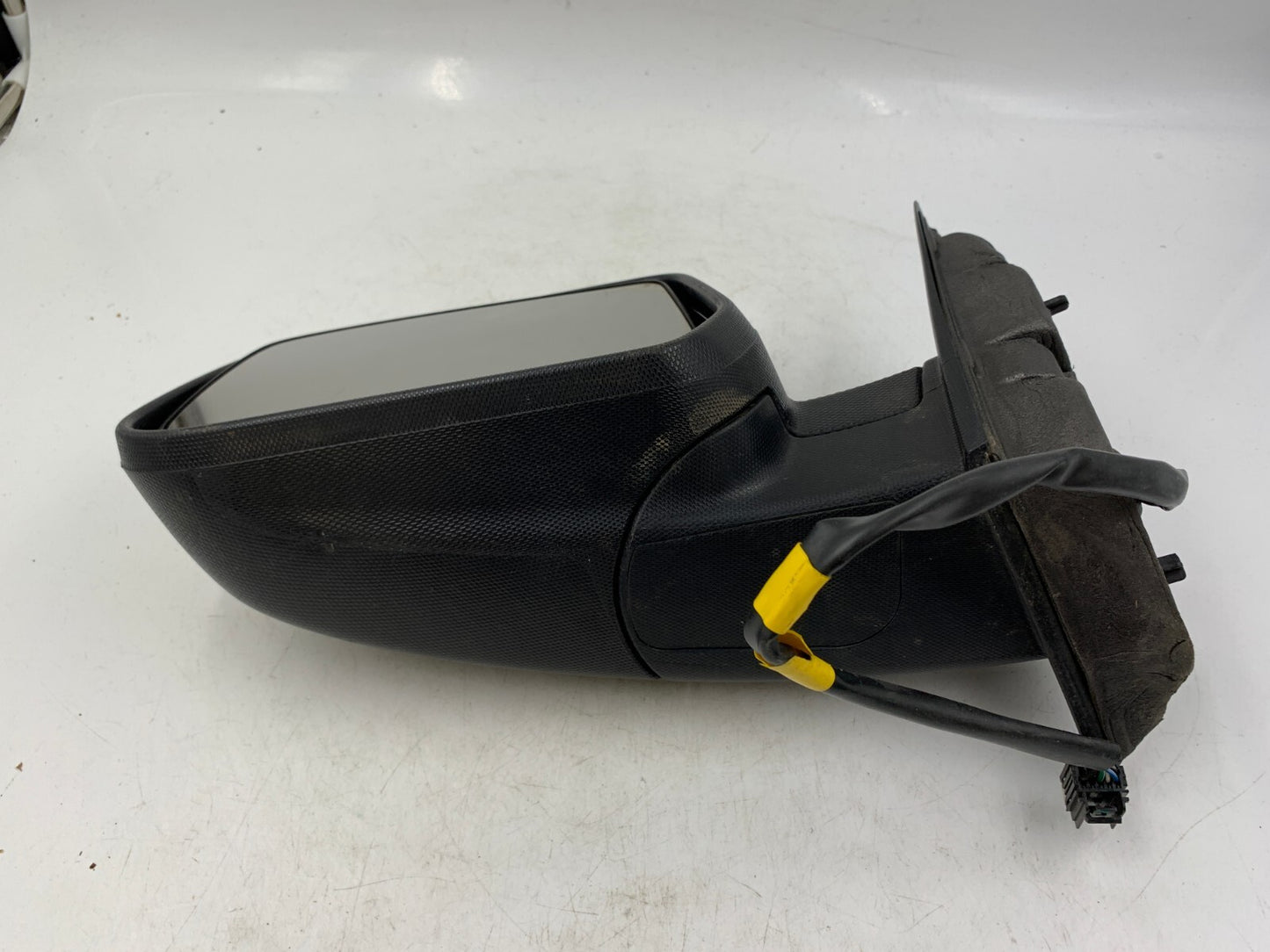2010-2011 Chevrolet Equinox Driver Side View Power Door Mirror Magna B02B02001